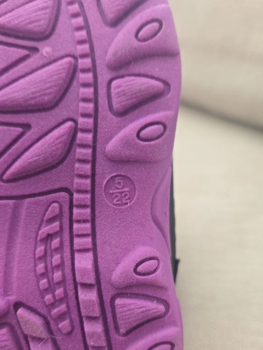 Kamik Kids Purple Snow Boots with Unicorn & Heart Pattern